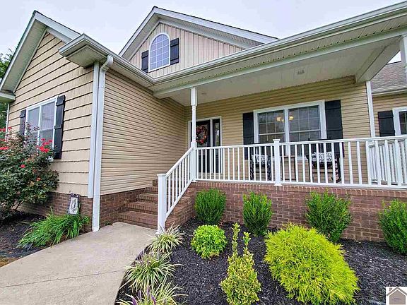 4th image of 7070 Wesley Cir