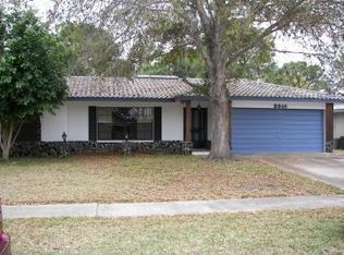 8346 Parkwood Blvd, Seminole, FL 33777