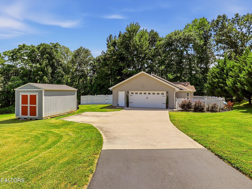 1st image of 2526 Peach Orchard Rd
