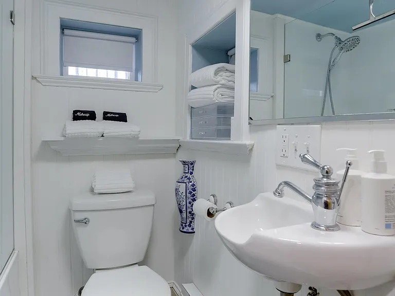 1732 21st St NW #B — Photo 11