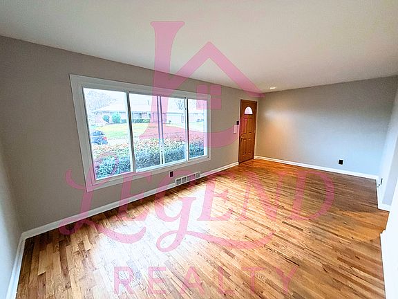 3rd image of 4323 Creelman Pl