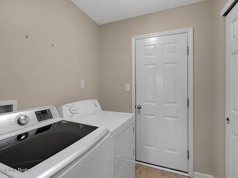9700 River Trail Dr — Photo 23