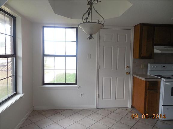 4th image of 4204 Shawn Dr APT B