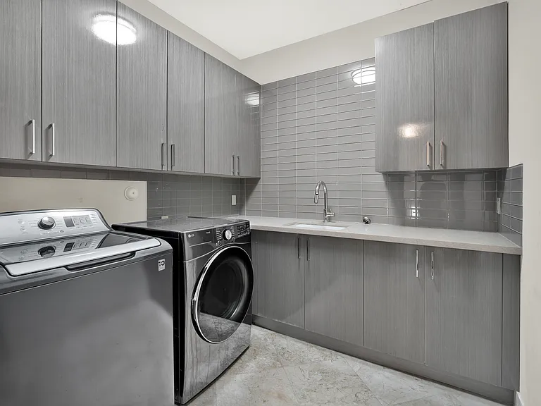 425 N Ocean Blvd #3 — Photo 55