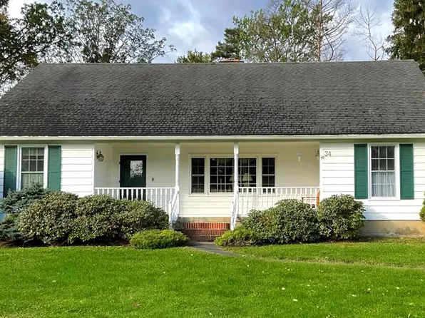 34 Summit St, Corning, NY 14830