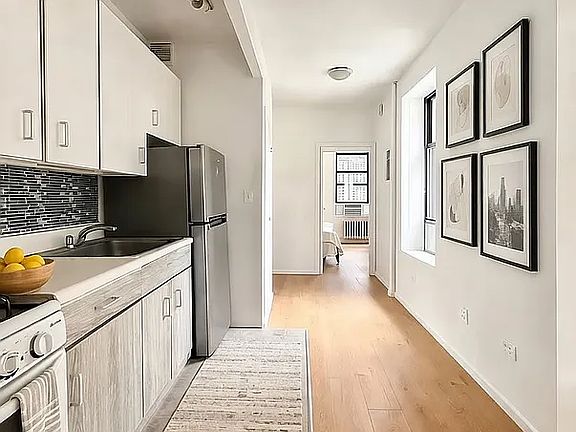 3rd image of 366 W 52nd St APT 2B