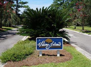 18 Lady Elizabeth Dr, Beaufort, SC 29907