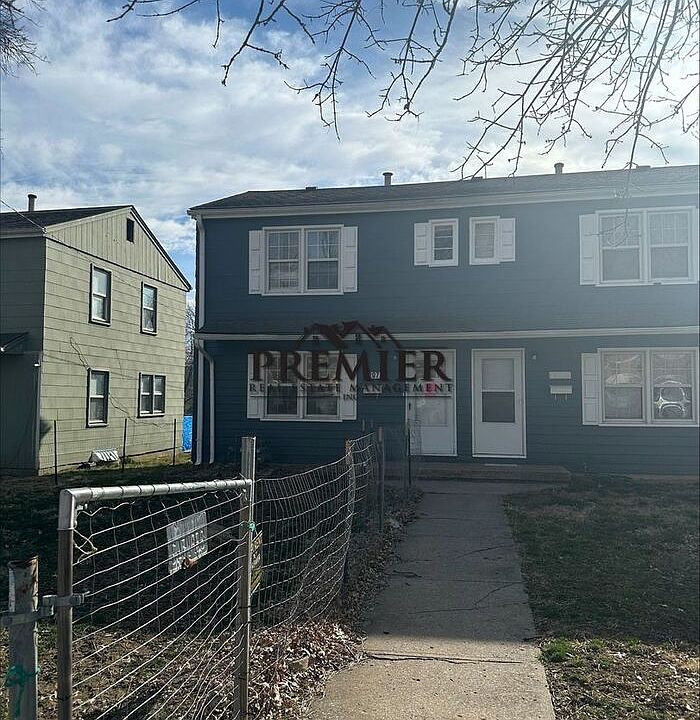 1st image of 1207 N Cottage St