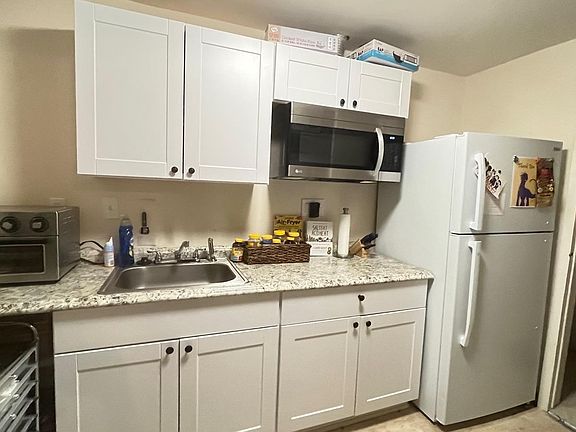 4th image of 14437 Four Chimney Dr
