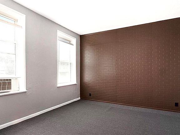 4th image of 3855 Virginia Ave