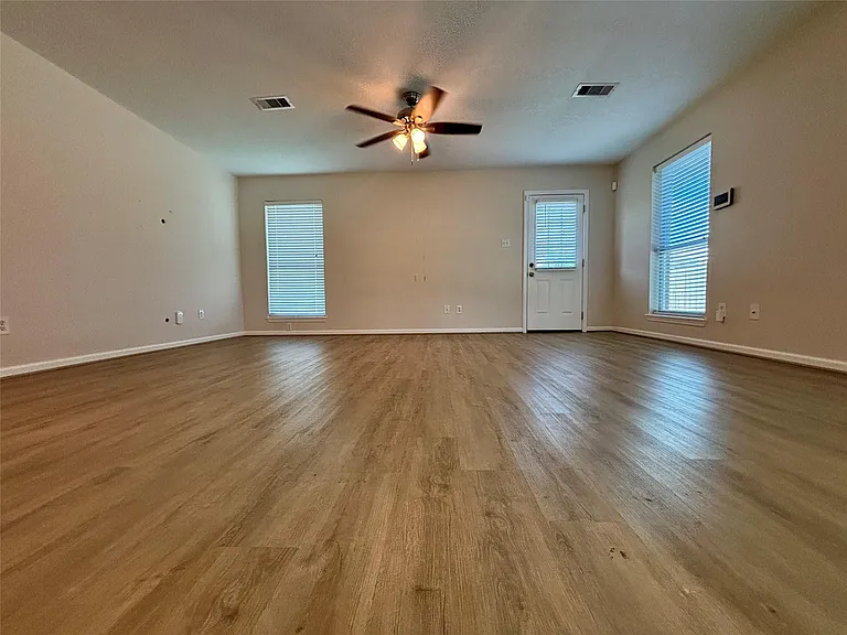 13019 Skyline Dr — Photo 7
