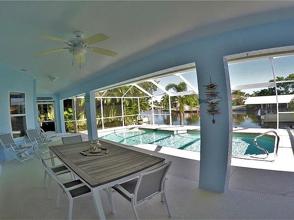 4th image of 1735 SW 54th St