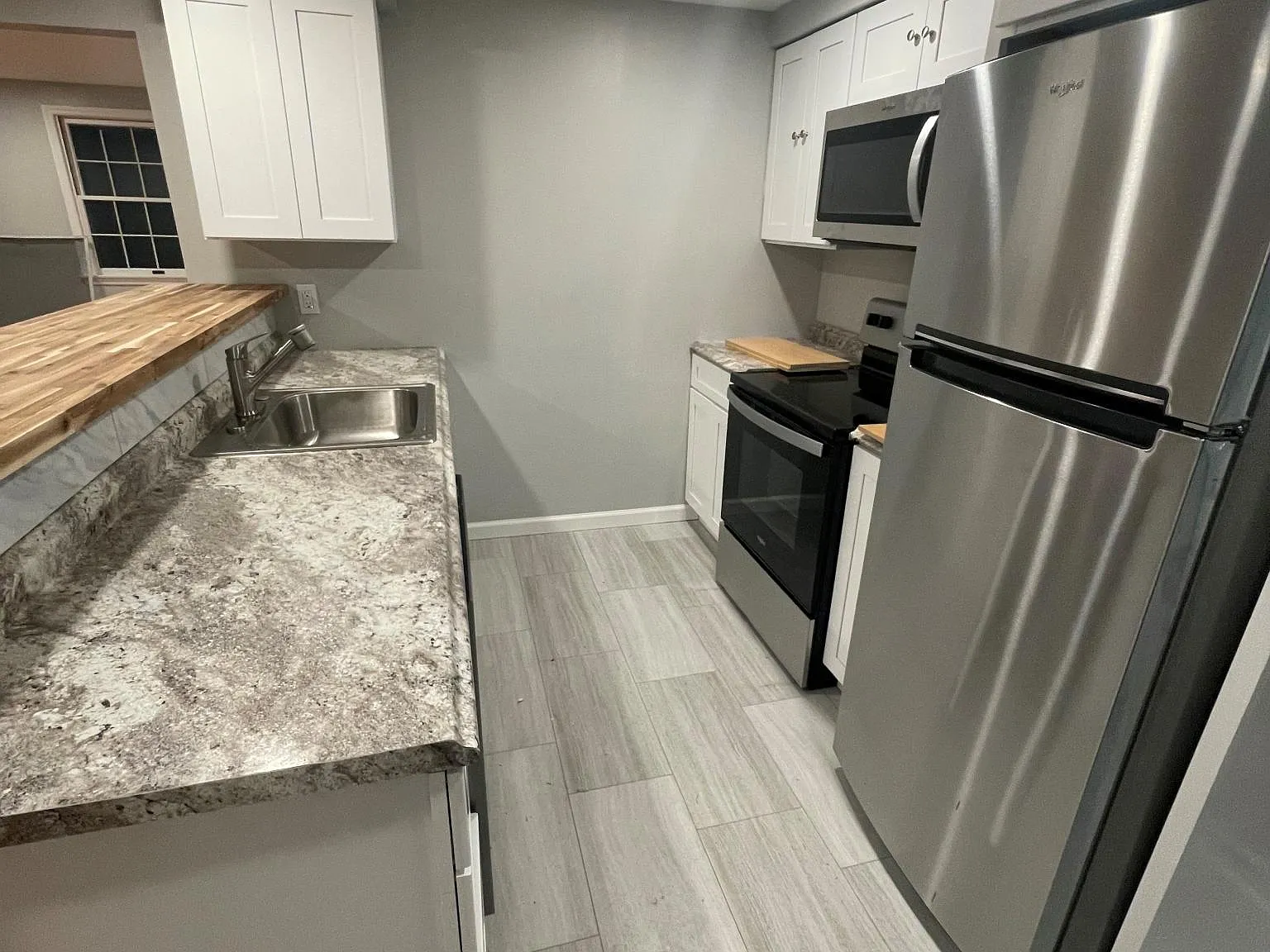2 bed, 950 sqft, $1,700 — Photo 1