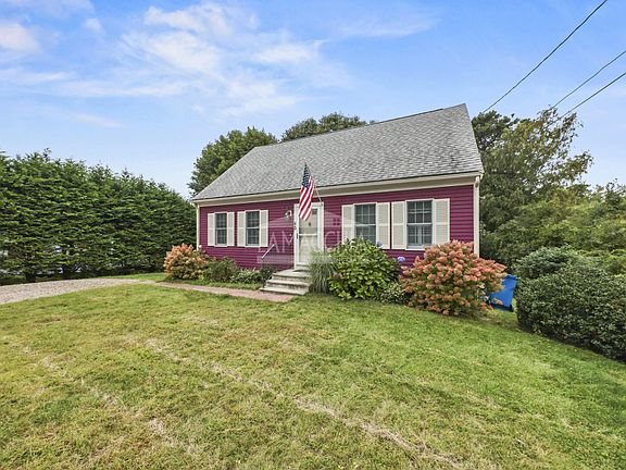 2nd image of 45 Carolyn Ln