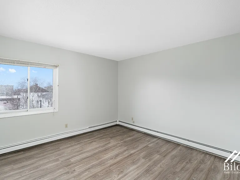 311 Jencks St — Photo 19