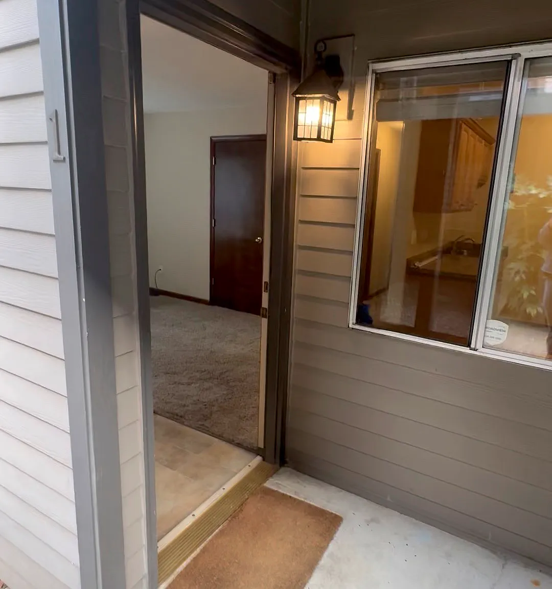 1 bed, 600 sqft, $1,295 — Photo 2