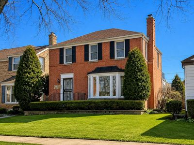 2951 W Jarlath St, Chicago, IL, 60645