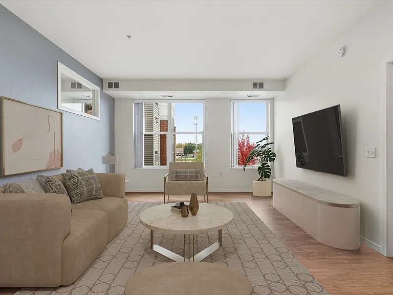 Grand Central Flats — Photo 20