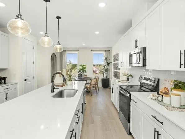 156 Barton Village Blvd, Lebanon, TN 37090