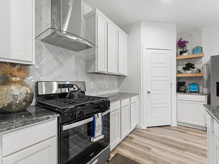 2919 Amherst Meadow Ln — Photo 15