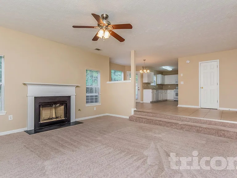 2957 Jenkins Dr — Photo 5