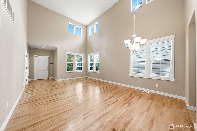 5th image of 24750 NE 3rd Place