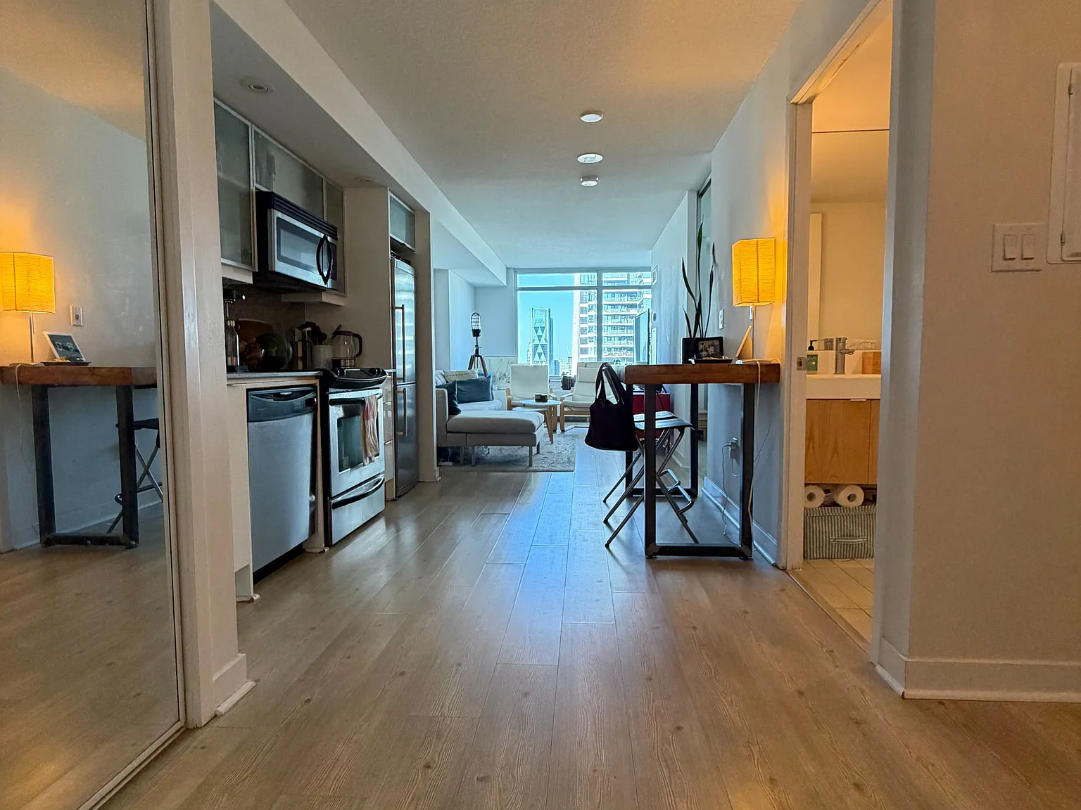 2 bed, $2,595 — Photo 2