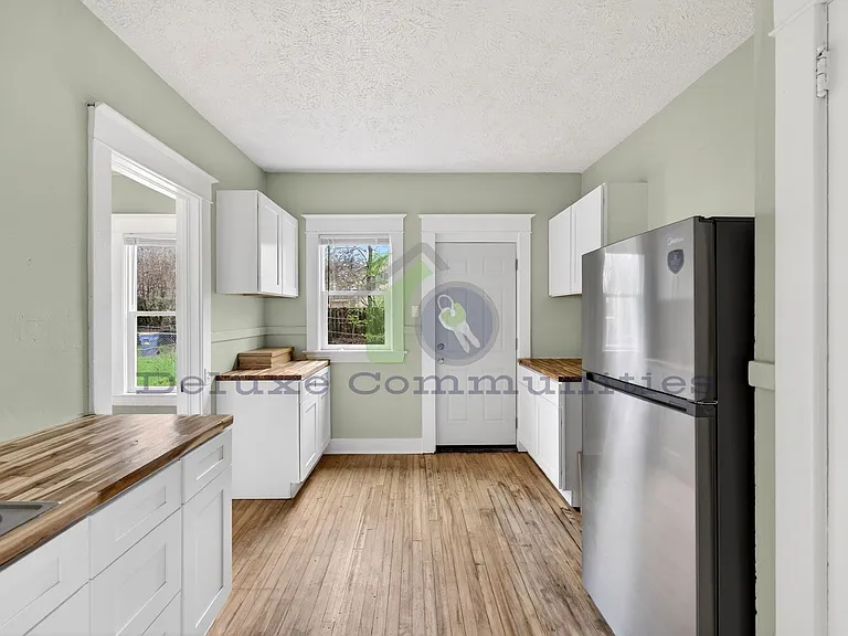 434 Worden St SE #2 — Photo 6