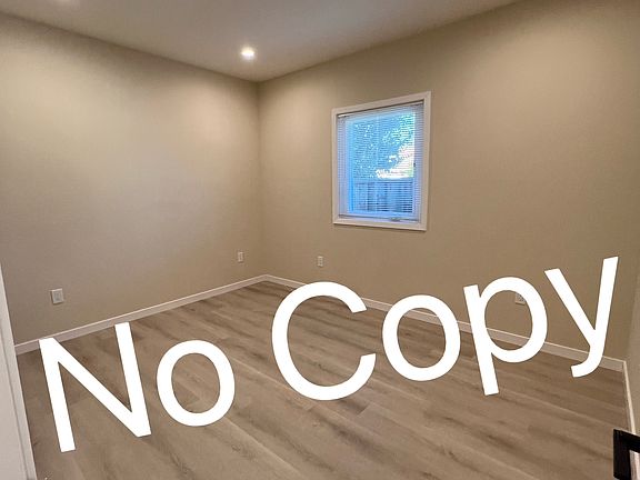 2nd image of 15007 Fleming St