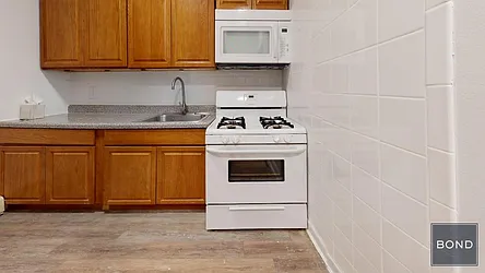 Rented by Bond New York