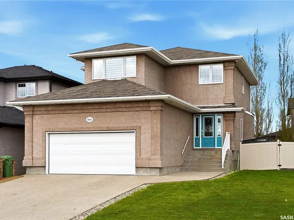 8034 FAIRWAYS WEST DRIVE, Regina, SK S4Y 0A5