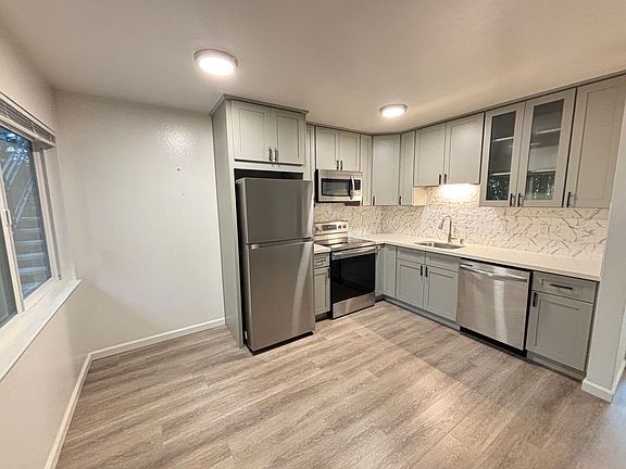 2nd image of 1739 Addison St #3