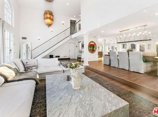 8020 Zeus Dr, Los Angeles, CA 90046