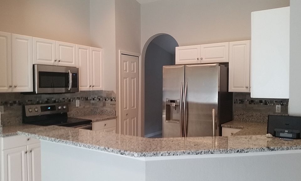 Open Kitchen with Granite