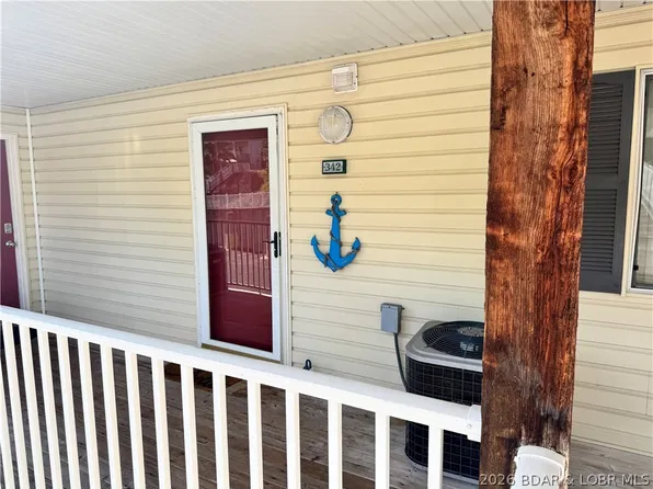 1418 Ledges Dr #342, Osage Beach, MO 65065