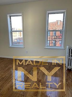 4th image of 3770 63rd St APT 4A