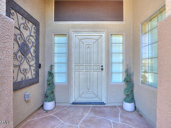 5th image of 2948 N TAYLOR Lane