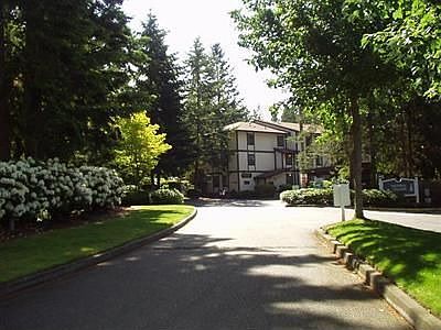 1st image of 4501 Grandview Dr W Unit T206