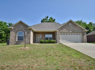 116 Oakridge Dr, Roland, OK 74954