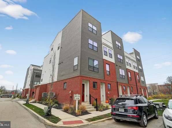912 Riverplace Dr #M, Conshohocken, PA 19428