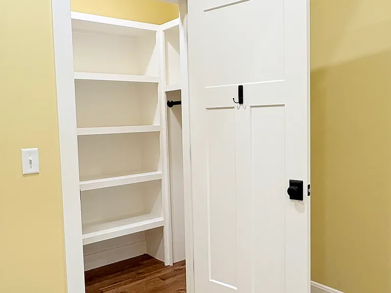 925 Clifton Church Rd — Photo 17