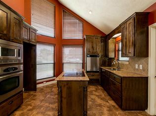 3300 Keefer Loop, College Station, TX 77845