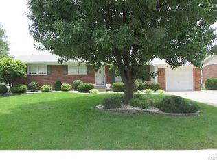 2842 Woodbury Dr, Saint Louis, MO