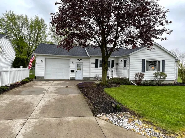 4979 Neal St, Huntsville, OH 43324