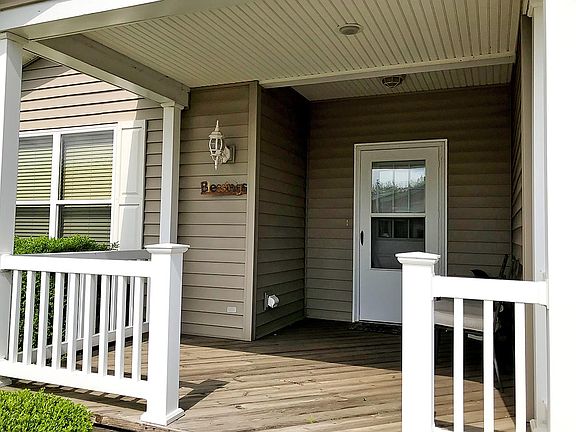 3rd image of 2803 Gateway Cir Lot 1005