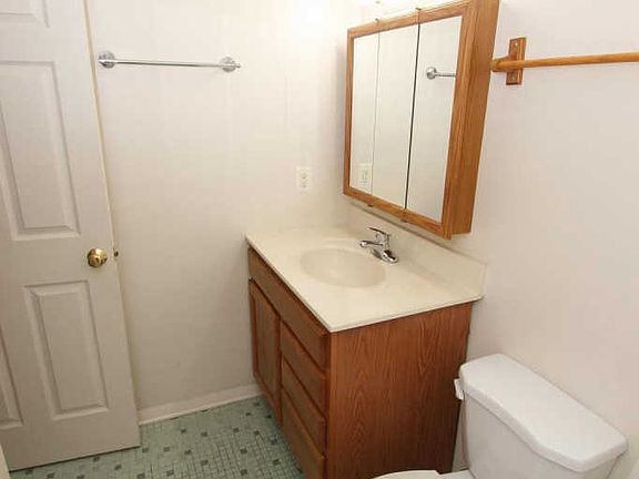 5th image of 3818 El Camino Pl