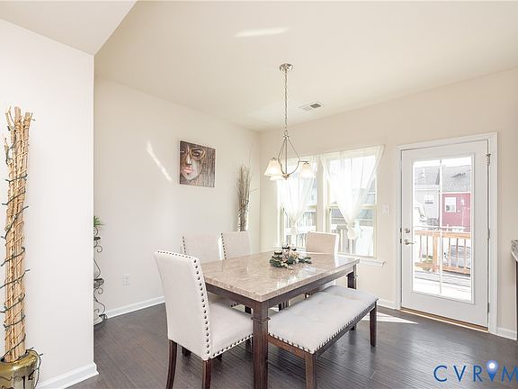 3rd image of 16709 Gossamer Dr