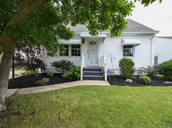 15743 Remora Blvd, Brookpark, OH 44142