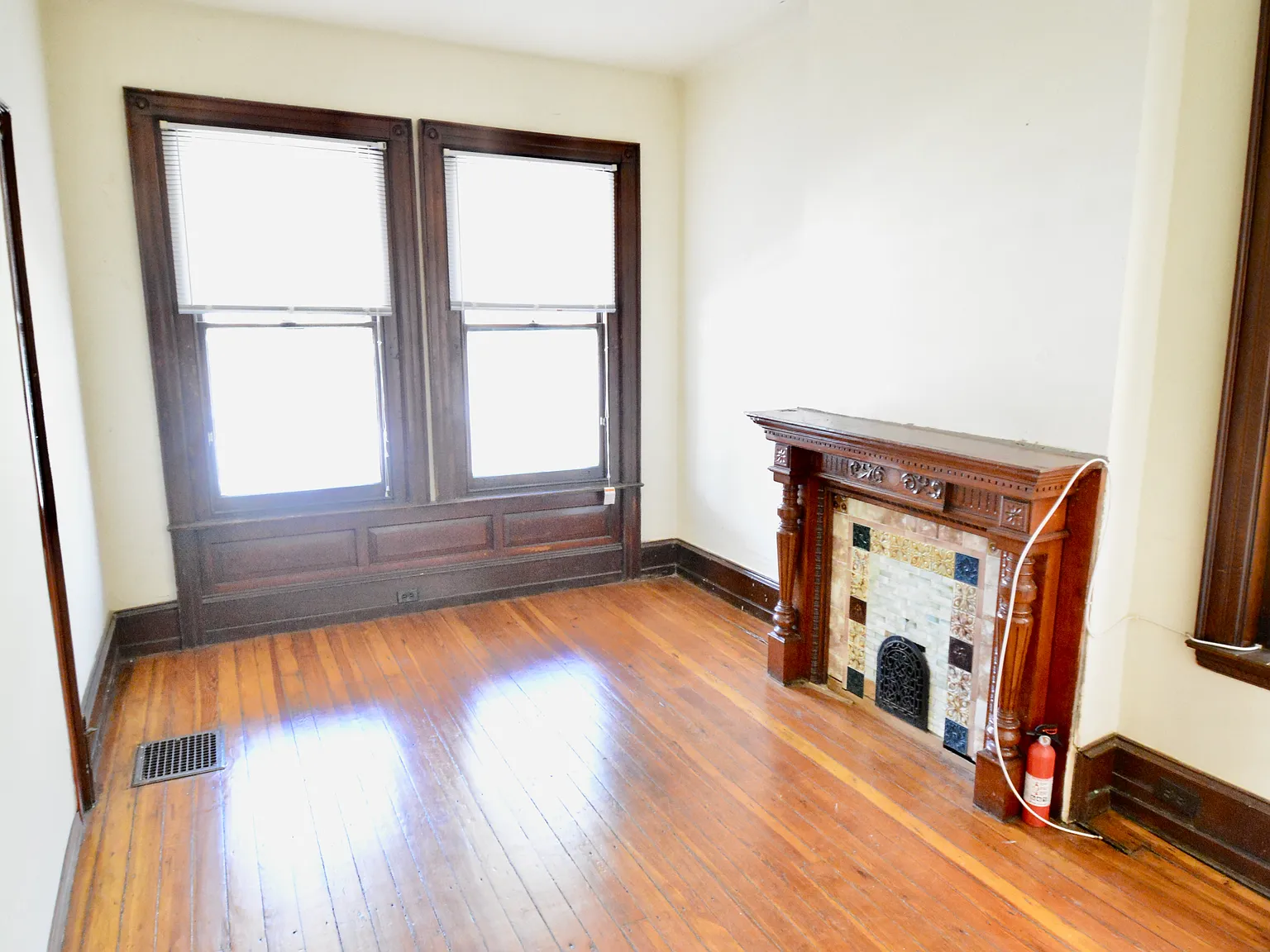 1 bed, 900 sqft, $1,250 — Photo 2