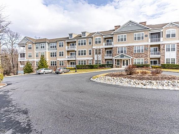 2nd image of 1201 Hale Dr #1201